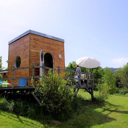 Les Roulottes Et Cabanes Du Livradois Affittacamere Cunlhat Esterno foto